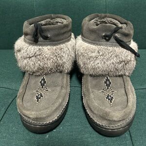 Women's Suede Fur-Trimmed Moccasin Boots